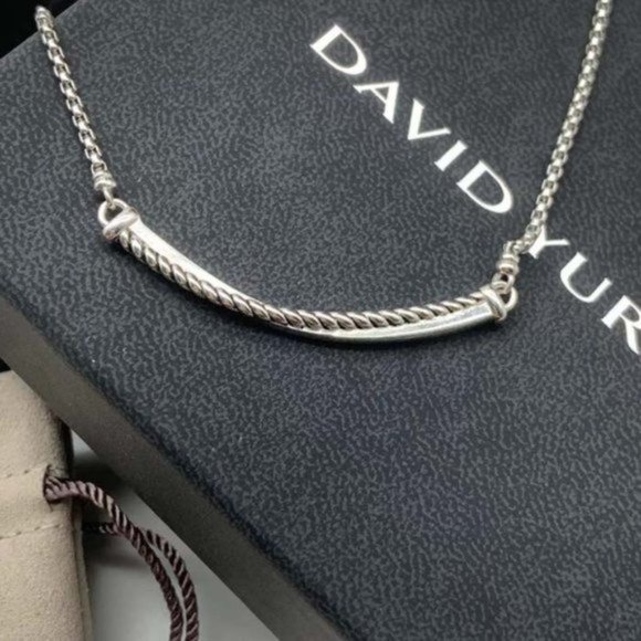David Yurman Sterling Silver Crossover Bar Pendant Necklace - Picture 8 of 11